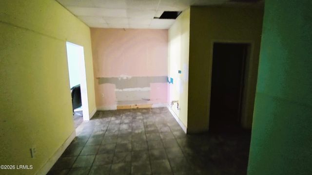 1180 Ribaut Rd Ste 7, Beaufort, SC 29902