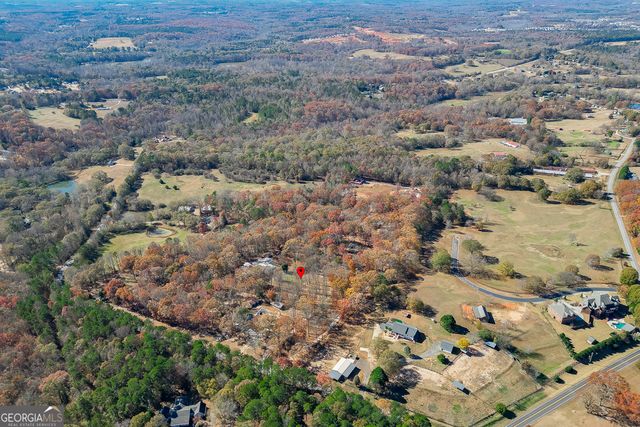 131 Canix Lane, Hoschton, GA 30548