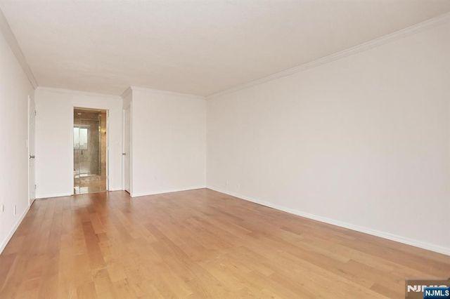 770 Anderson Avenue 18K, Cliffside Park, NJ 07010