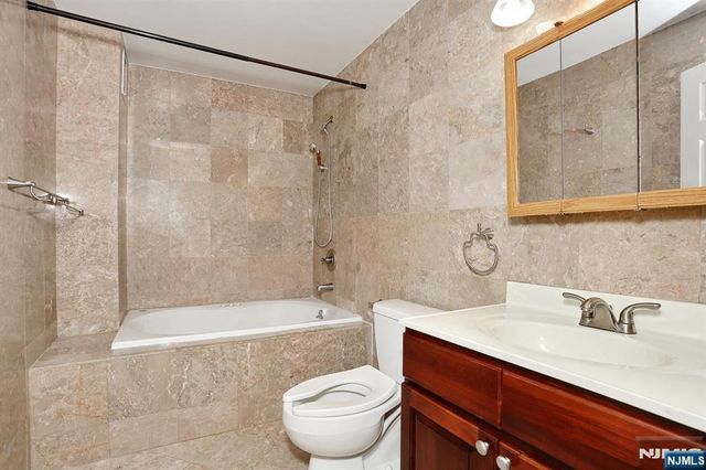 770 Anderson Avenue 18K, Cliffside Park, NJ 07010
