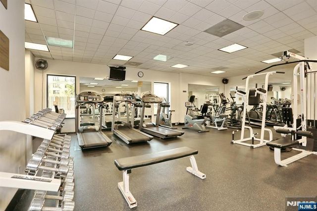 770 Anderson Avenue 18K, Cliffside Park, NJ 07010
