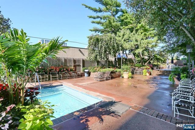 770 Anderson Avenue 18K, Cliffside Park, NJ 07010