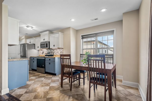 1277 Morstead Dr, Clarksville, TN 37042