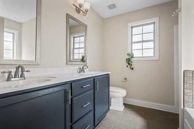 1277 Morstead Dr, Clarksville, TN 37042