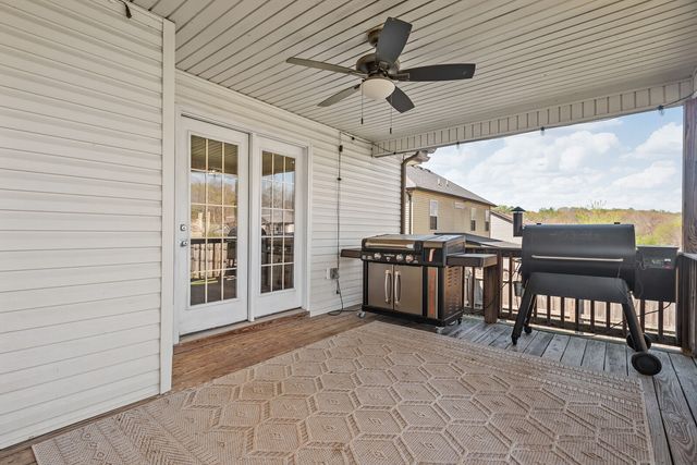 1277 Morstead Dr, Clarksville, TN 37042