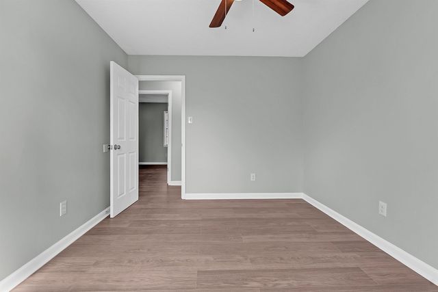 5740 WILLOW SPRINGS DR, Millington, TN 38053