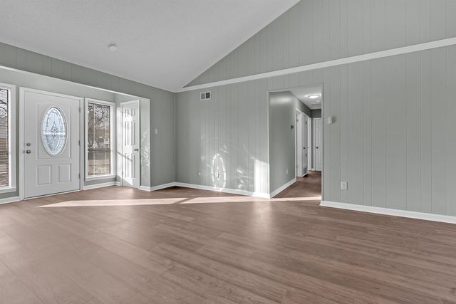 5740 WILLOW SPRINGS DR, Millington, TN 38053