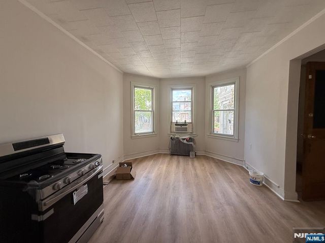 308 Davis Avenue APT1, Harrison, NJ 07029