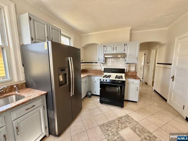308 Davis Avenue APT1, Harrison, NJ 07029