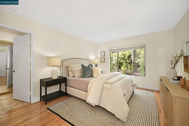 1305 Singingwood Ct 8, Walnut Creek, CA 94595