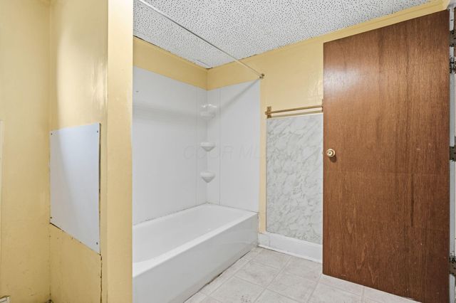 1543 Manchester Avenue, Columbus, OH 43211