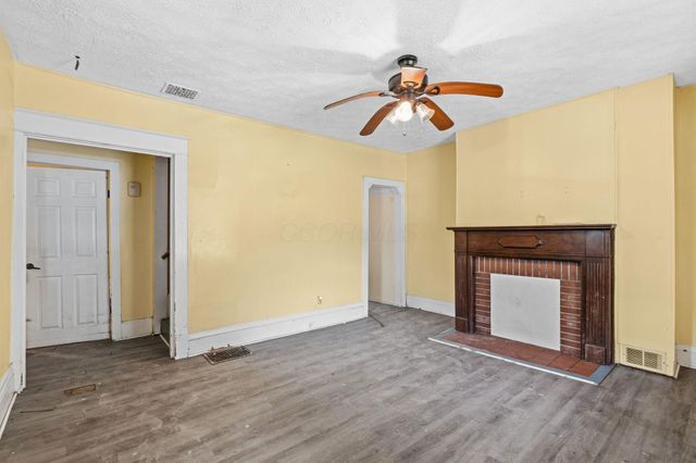 1543 Manchester Avenue, Columbus, OH 43211