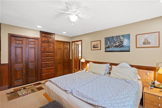 10 Bartlett Road, Middletown, RI 02842