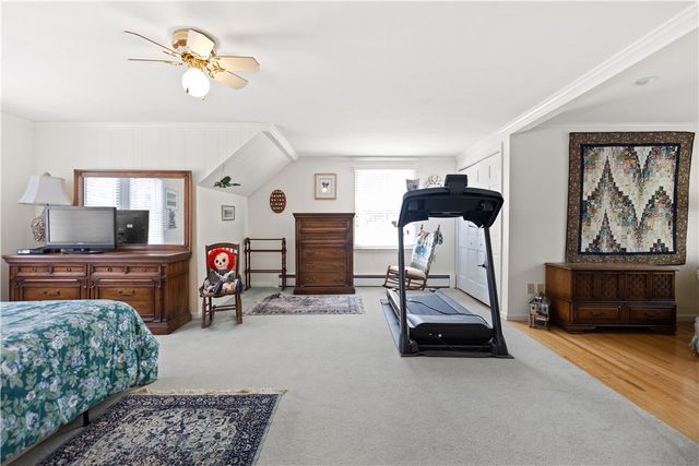 10 Bartlett Road, Middletown, RI 02842