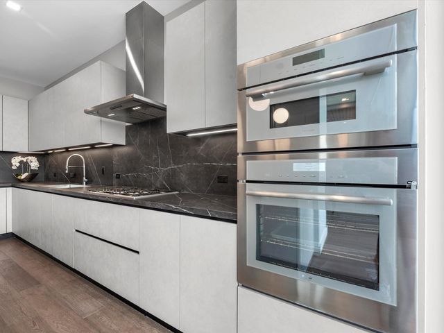 1711 Allen Parkway 2102, Houston, TX 77019