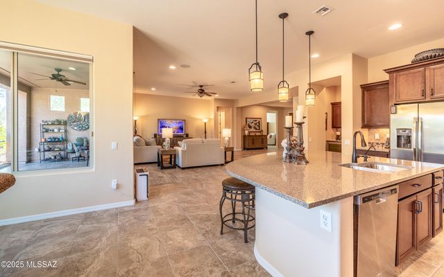 14242 N Bright Angel Trail, Marana, AZ 85658