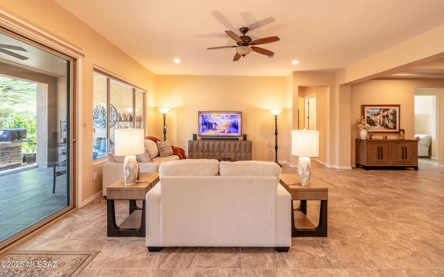 14242 N Bright Angel Trail, Marana, AZ 85658