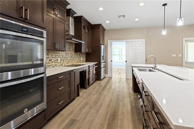 3521 Deer Run Road, Lake Charles, LA 70611