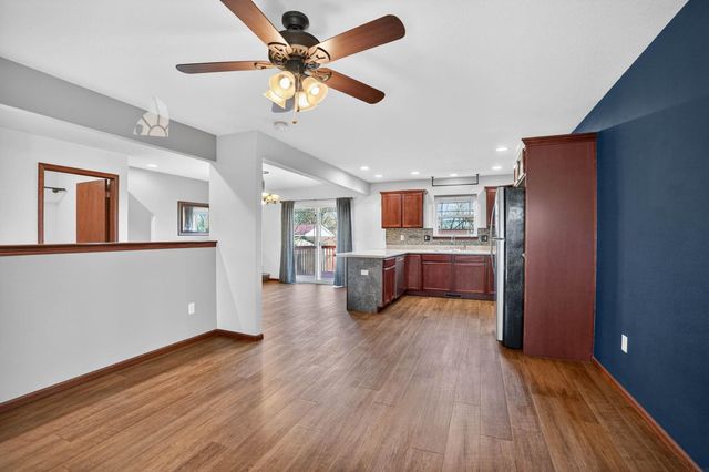 1117 Lois Lane, Waterloo, IA 50702