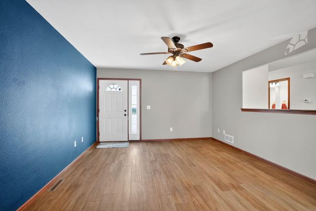 1117 Lois Lane, Waterloo, IA 50702