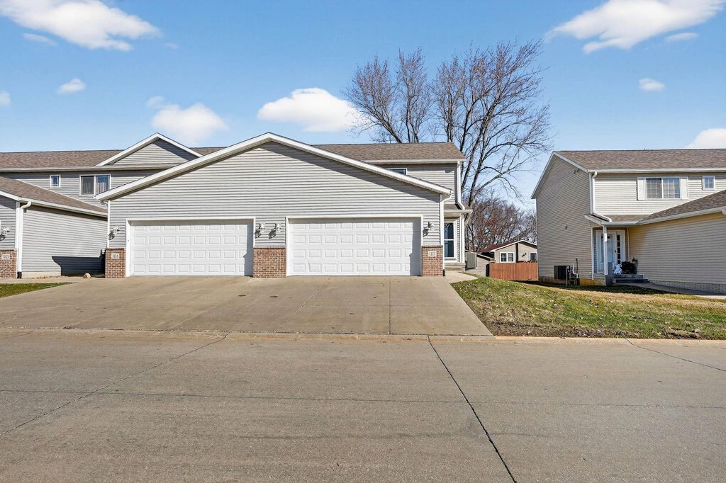 1117 Lois Lane, Waterloo, IA 50702