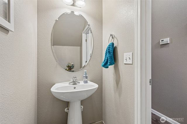 8903 NE 41st Avenue, Vancouver, WA 98665