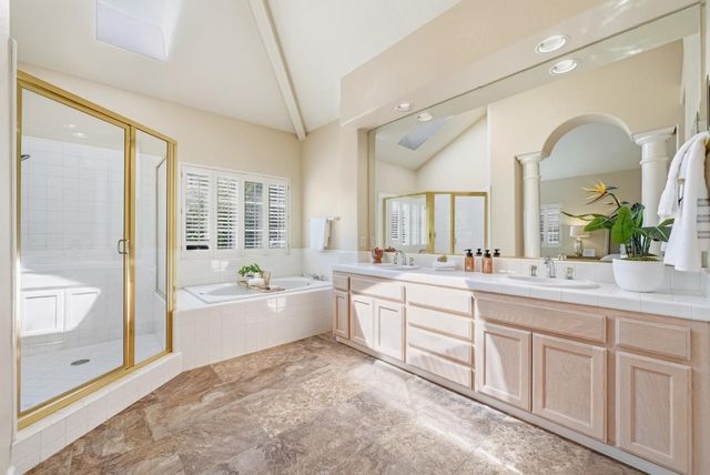 2180 Vizcaya Circle, Campbell, CA 95008