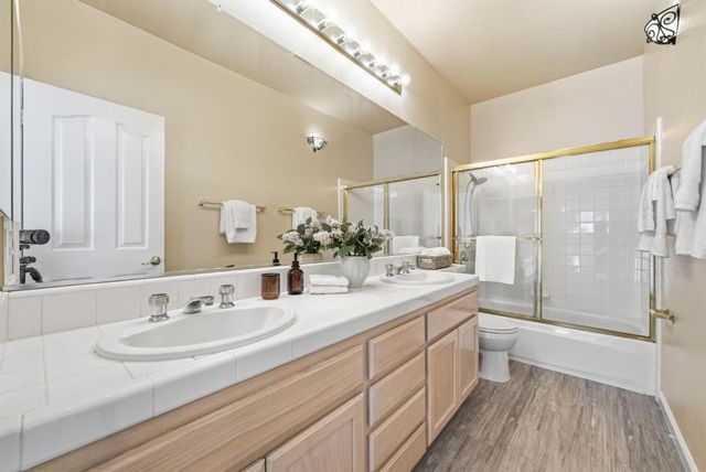 2180 Vizcaya Circle, Campbell, CA 95008