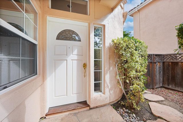 2180 Vizcaya Circle, Campbell, CA 95008