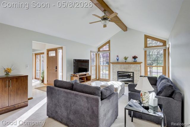 48390 Seawind Court, Utica, MI 48315