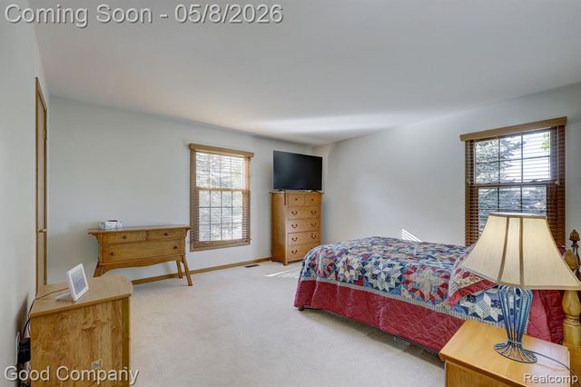48390 Seawind Court, Utica, MI 48315