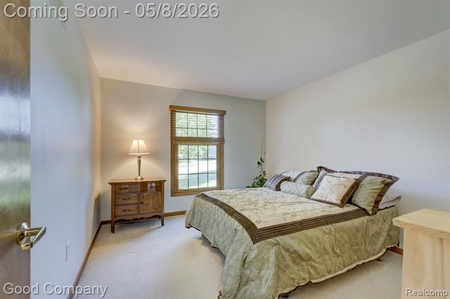 48390 Seawind Court, Utica, MI 48315