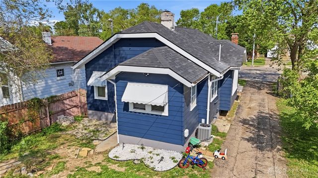 1745 S Smithville Road, Dayton, OH 45410