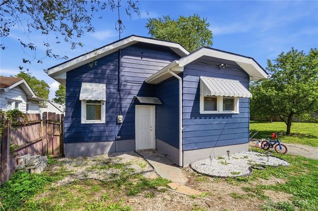 1745 S Smithville Road, Dayton, OH 45410