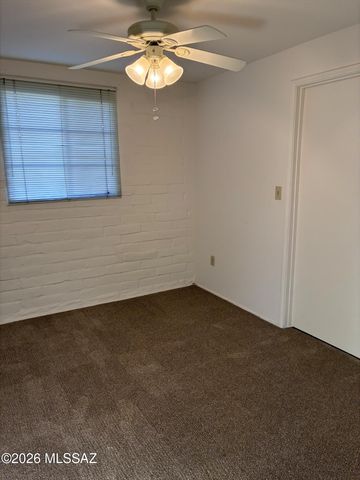 445 S Paseo Quinta, Green Valley, AZ 85614