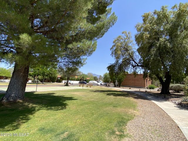445 S Paseo Quinta, Green Valley, AZ 85614