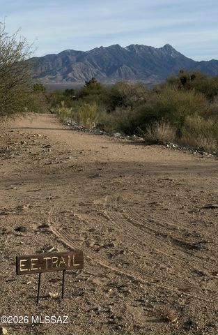 445 S Paseo Quinta, Green Valley, AZ 85614