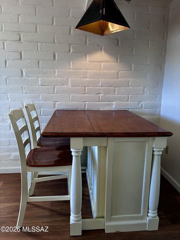 445 S Paseo Quinta, Green Valley, AZ 85614