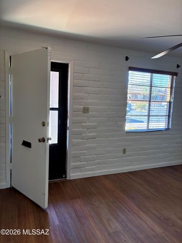 445 S Paseo Quinta, Green Valley, AZ 85614