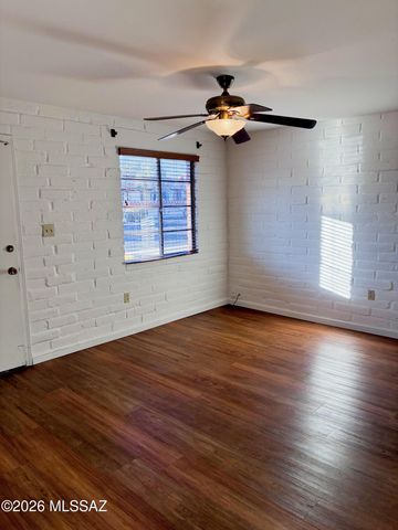 445 S Paseo Quinta, Green Valley, AZ 85614