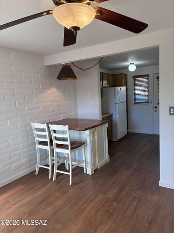 445 S Paseo Quinta, Green Valley, AZ 85614