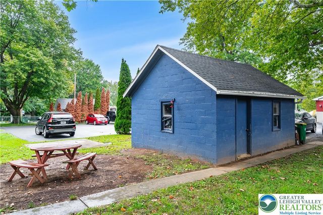 213 East Main Street, Macungie Boro, PA 18062