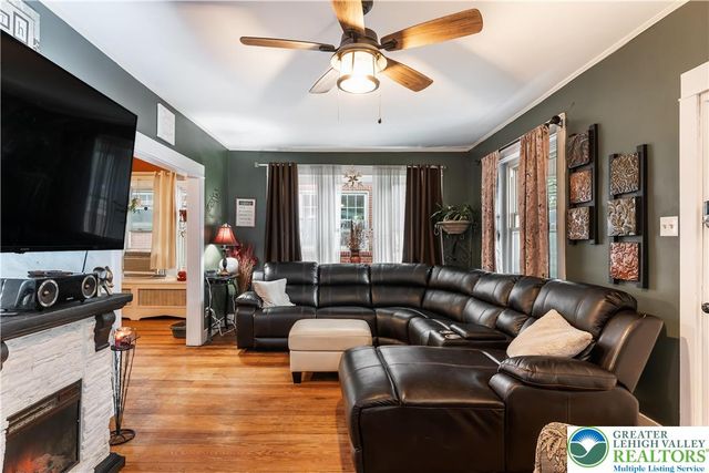 213 East Main Street, Macungie Boro, PA 18062