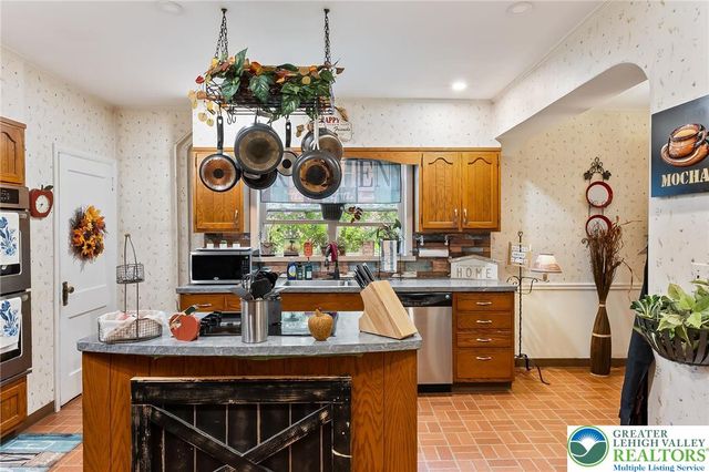 213 East Main Street, Macungie Boro, PA 18062