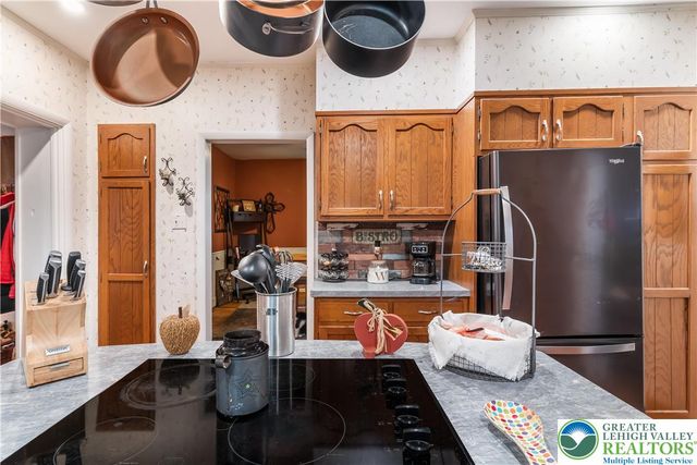 213 East Main Street, Macungie Boro, PA 18062