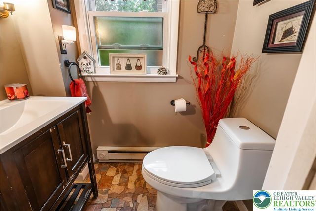 213 East Main Street, Macungie Boro, PA 18062