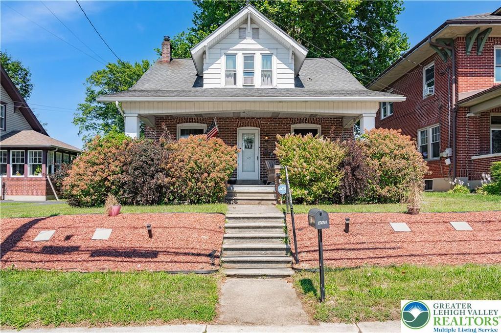 213 East Main Street, Macungie Boro, PA 18062