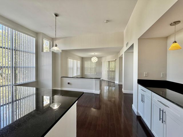 4807 Via Palm Lakes 1513, West Palm Beach, FL 33417