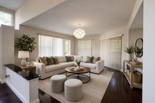 4807 Via Palm Lakes 1513, West Palm Beach, FL 33417