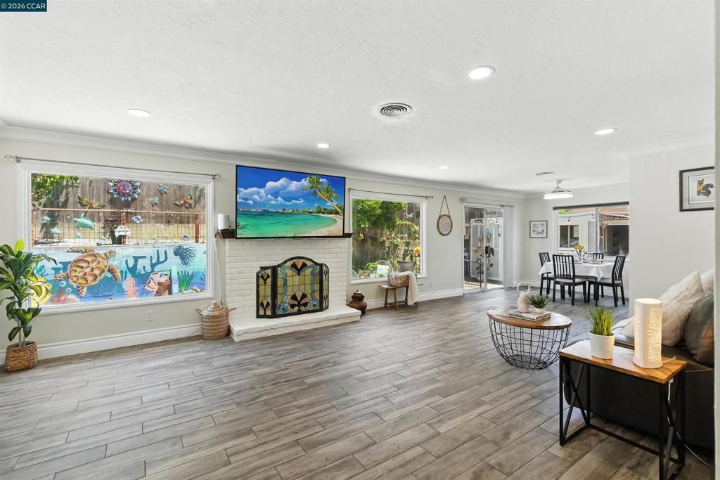 1201 Valle Vista Ave, Vallejo, CA 94589